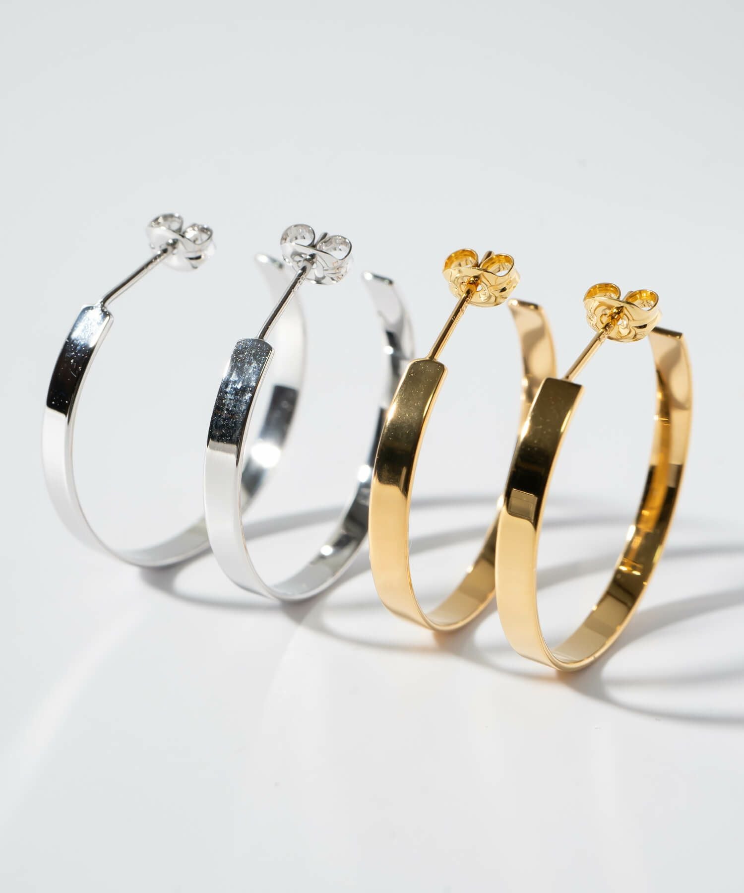 ピアス フープ 3mm 18金 仕上げ 18k 小さめ フープピアス 【lamina