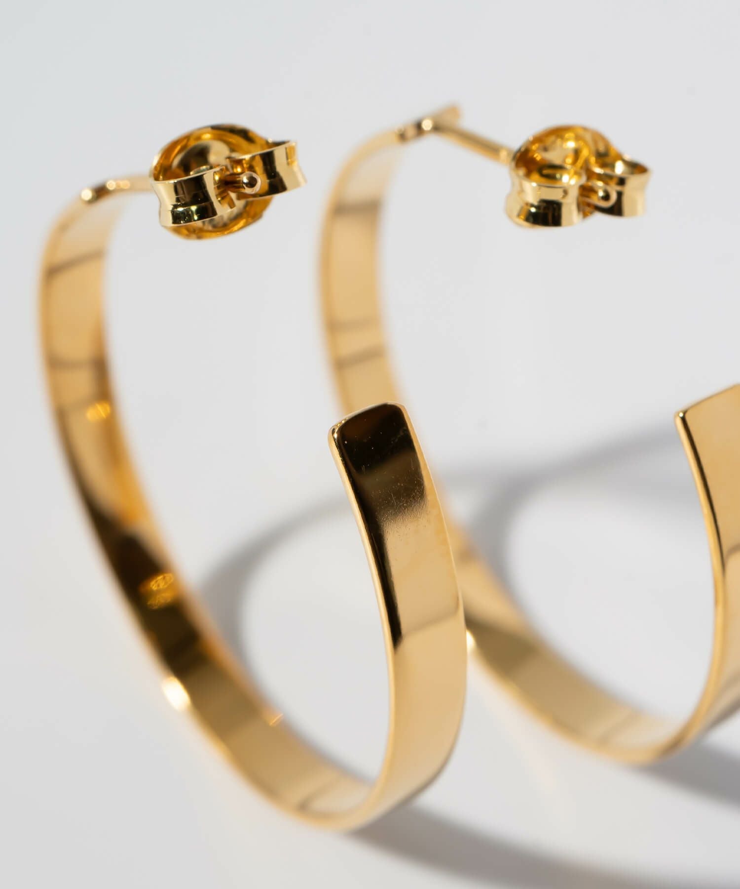 ピアス フープ 3mm 18金 仕上げ 18k 小さめ フープピアス 【lamina