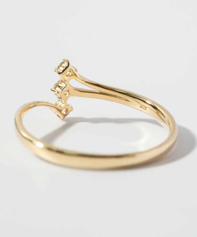 3連 ダイヤ 指輪 ダイヤモンド 18金 リング k18 シンプル 【asteri-orion アステリ・オリオン】 18k リング ダイヤ レディース ゴールド 誕生石 パワーストーン 指輪 天然石 指輪 レディース おしゃれ つけっぱなし 華奢 リング 重ね 付け 重ねづけ 繊細 星 スター リング