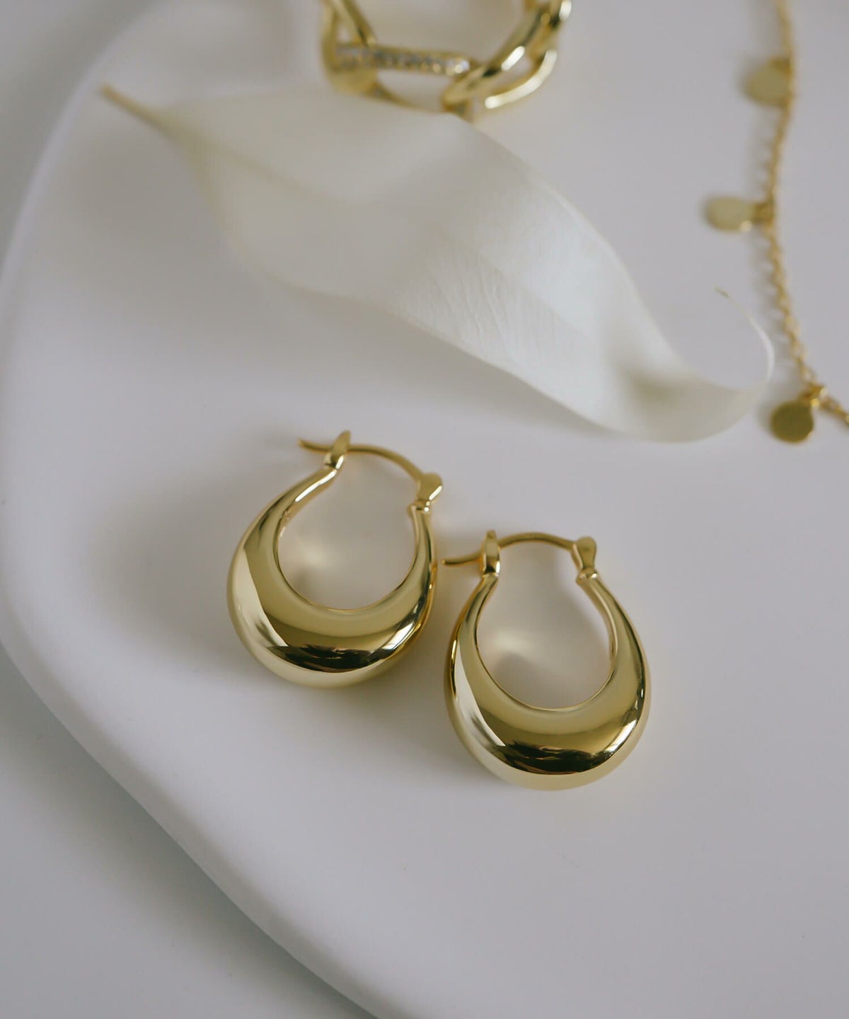 フープピアス 大きめ シルバー ピアス フープ 金属アレルギー対応 【Ladew-miel ラデューミエル】 レディース ドロップ 揺れる シルバー925 雫 大きい 大ぶり ゴールド オーバル おしゃれ 個性的 人気 シンプル カジュアル 大人 かわいい