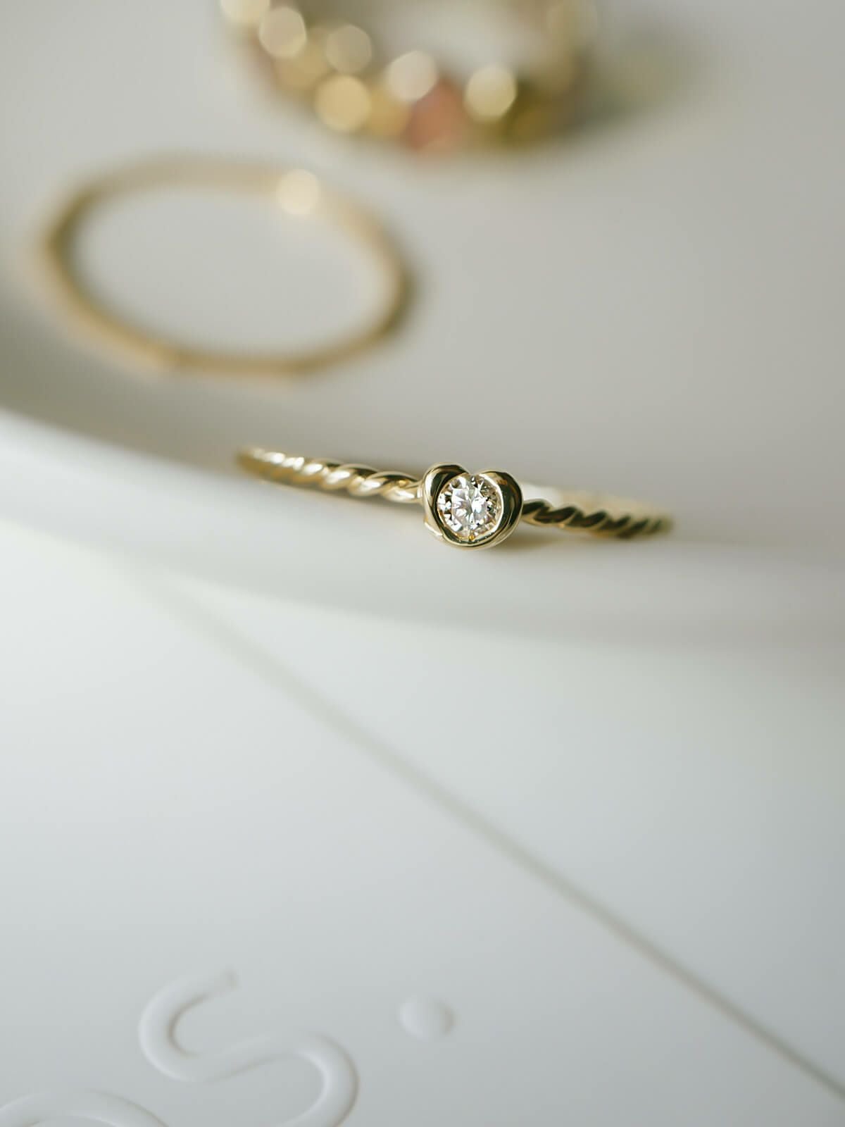 ダイヤ 指輪 ダイヤモンド 18金 リング k18 シンプル 【meon メオン