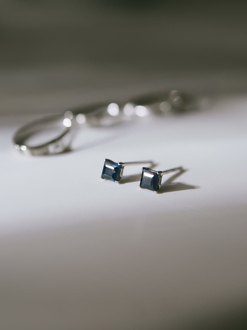 3mm×3mmのマイクロサイズ。