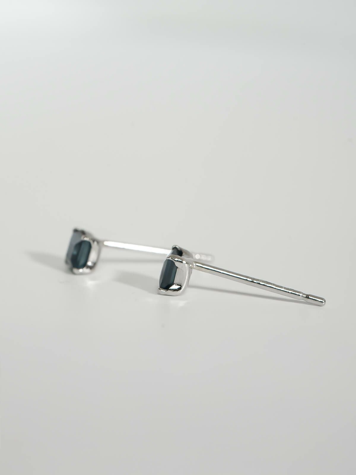 ピアス サファイヤ ブルー レディース プラチナ ブランド