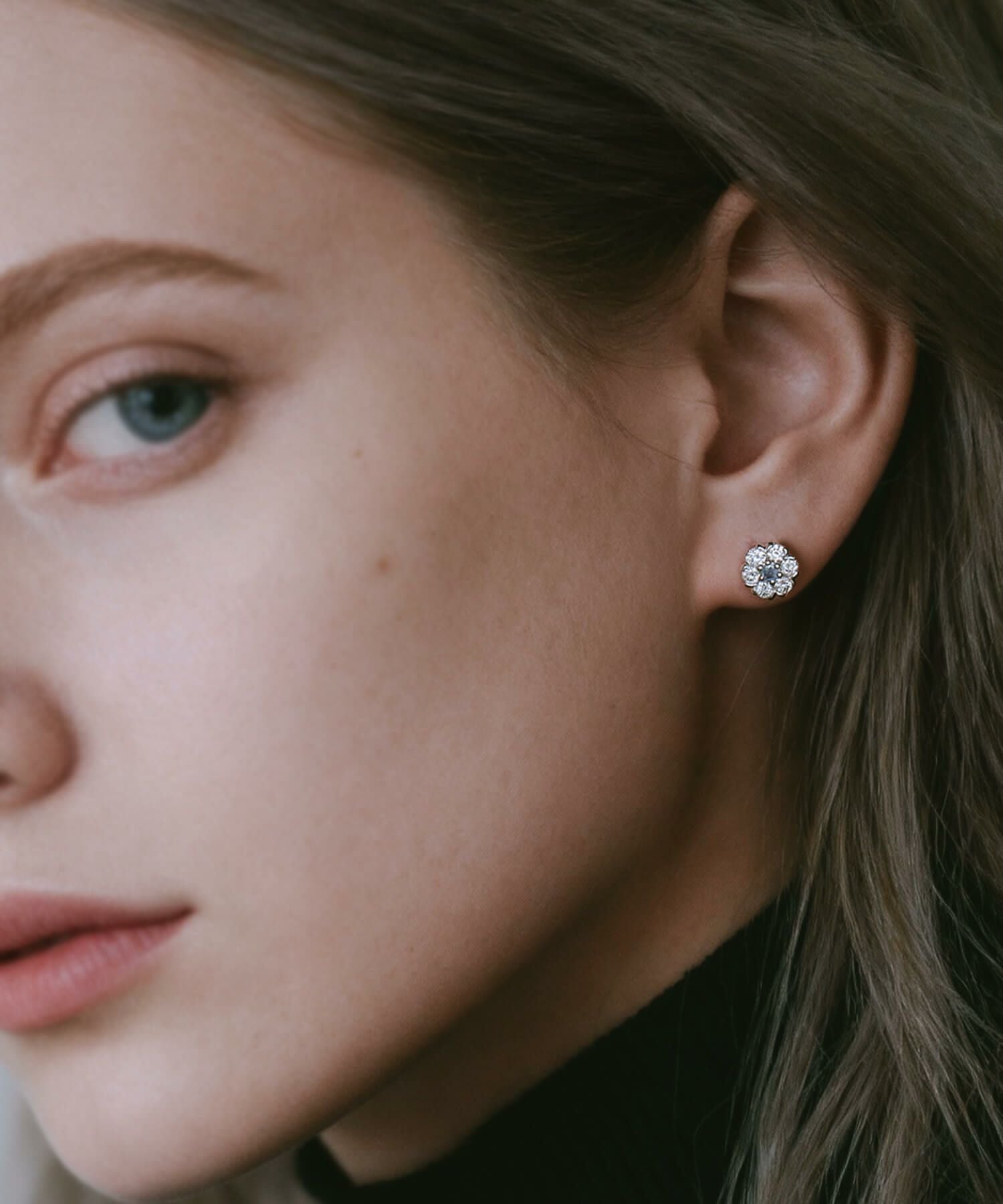 V字プラチナ　ダイヤモンドピアス　　✡️8日までお値下げ✡️ ダイヤモンド ピアス プラチナ 計0.34ct 【noelca ノエルカ】 | Ops