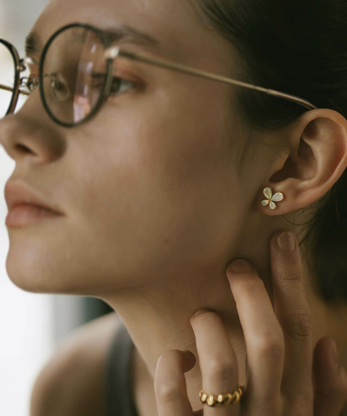 蝶 ピアス 10K 金属アレルギー 対応 【terra-papillon テラ・パピロン】 蝶々 バタフライ かわいい ピアス 10金 k10 色ーゴールド オパール 小さめ ピアス 小ぶり 大人 おしゃれ ピアス シンプル 小さい 誕生石 エレガント 石 パワーストーン お守り 繊細