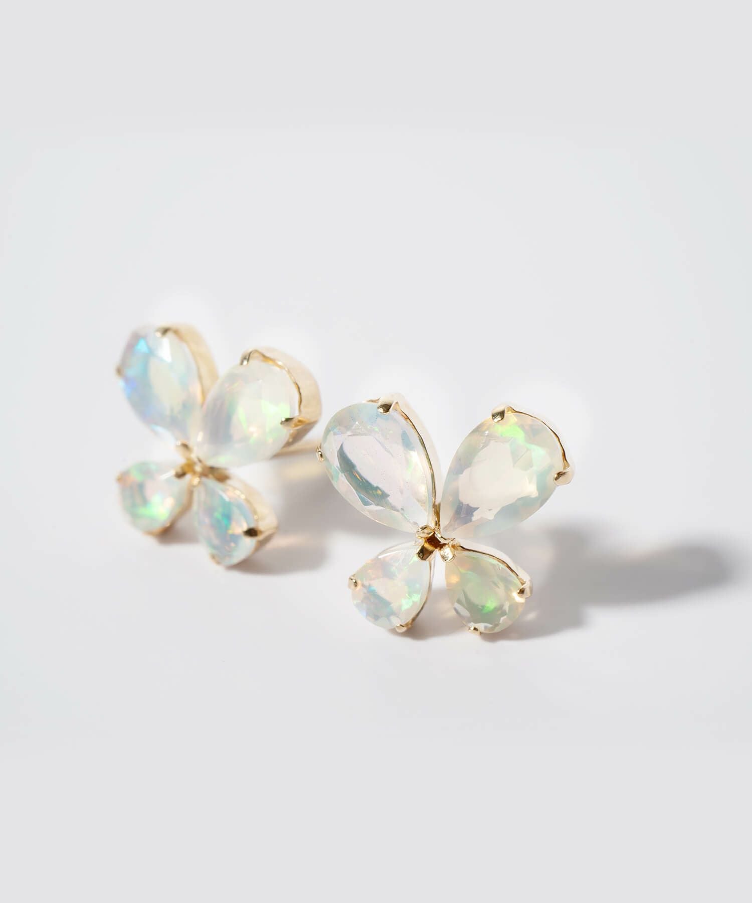 蝶 ピアス 10K 金属アレルギー 対応 【terra-papillon テラ・パピロン