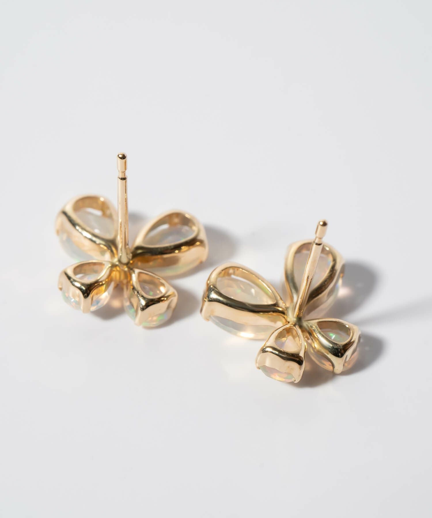 蝶 ピアス 10K 金属アレルギー 対応 【terra-papillon テラ・パピロン