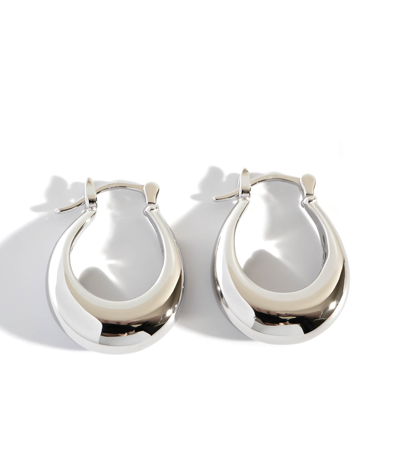 N*b様 CRIMIE シルバーフープピアス フープピアス 大きめ シルバー ピアス フープ 【Ladew-miel